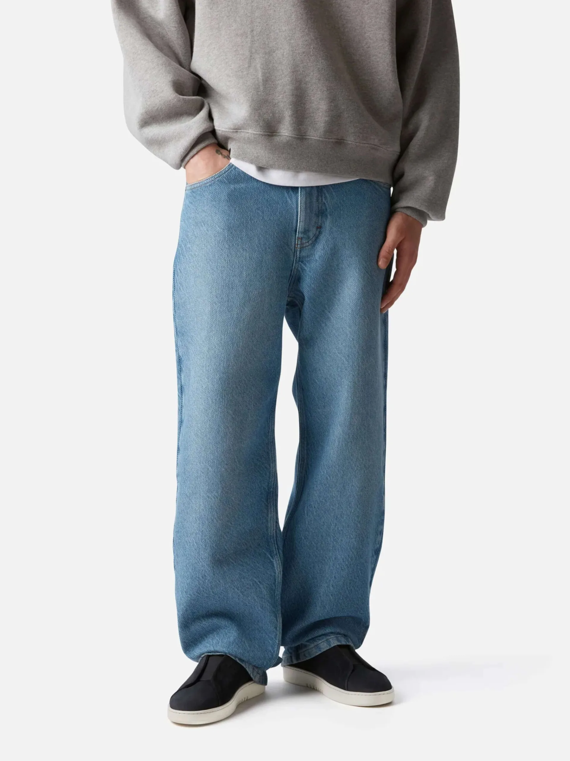 Axelarigato men'sshoes men'ssneakers dicelacelesssneaker tbilisi (5)